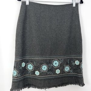 Gray Wool Blend Tiffany Blue Floral Accent Appliqué Embroidery Raw Hem Size 6